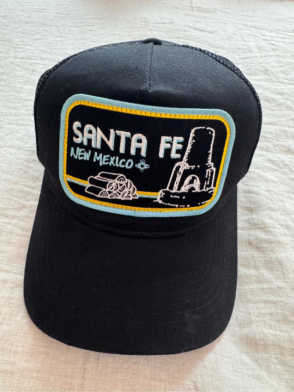 Unworn Vintage Santa Fe black trucker hat